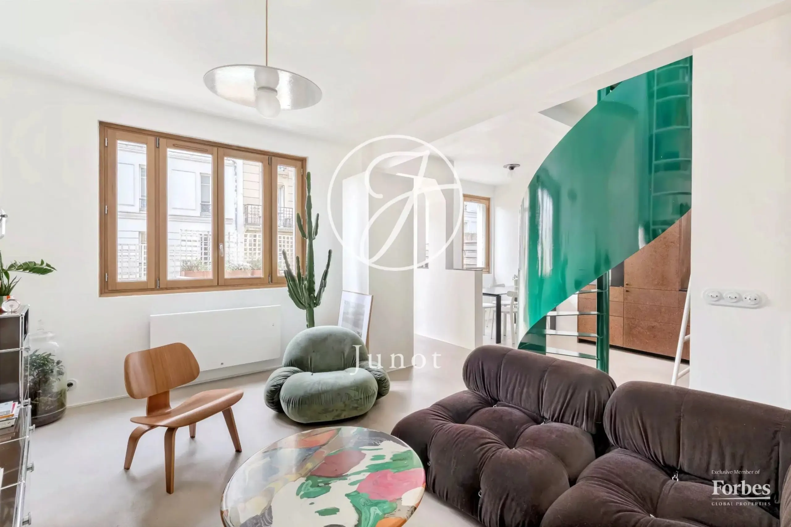 Appartement avec terrasse à Paris 18ème — photo 1