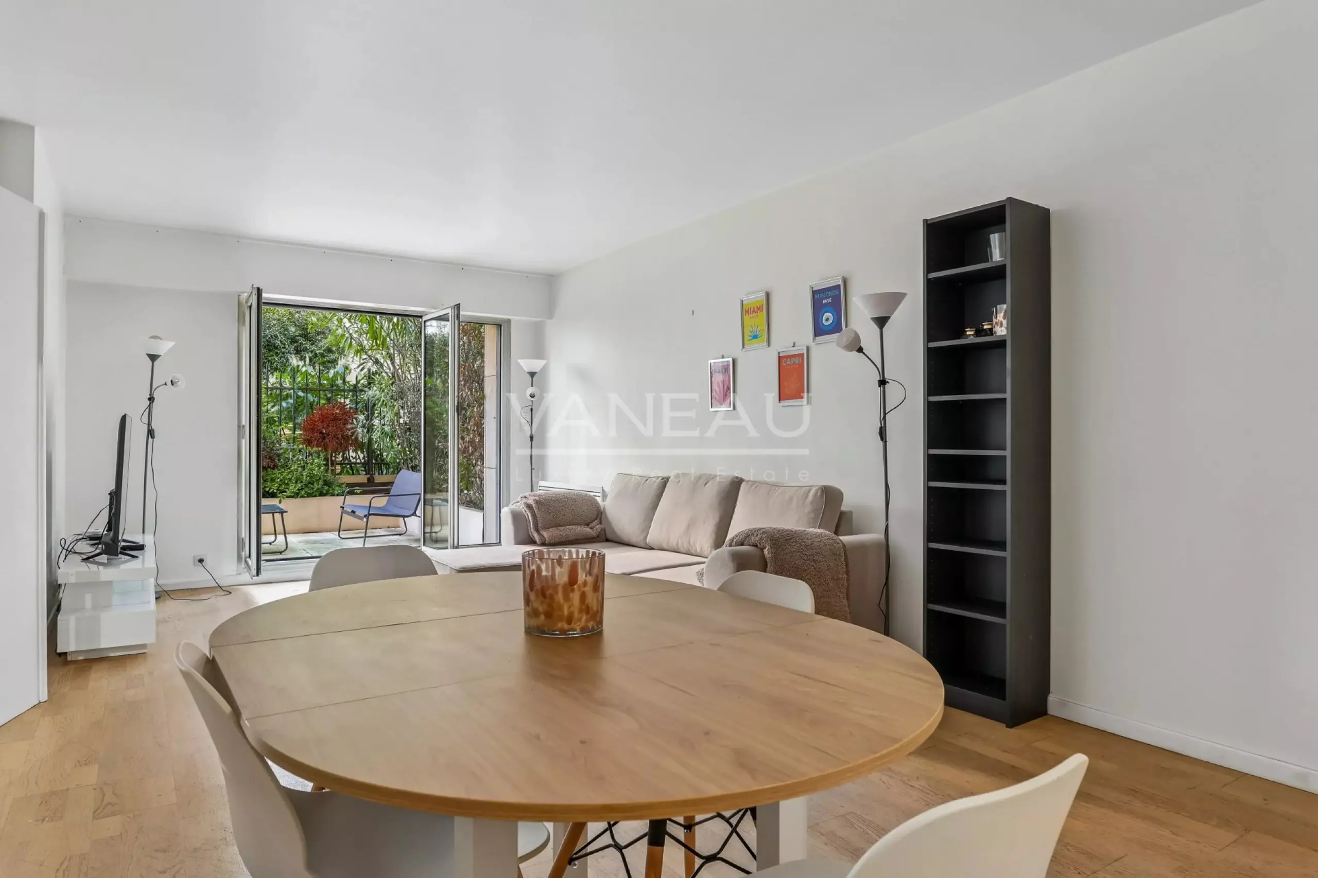 Appartement avec terrasse à Paris 16ème — photo 1