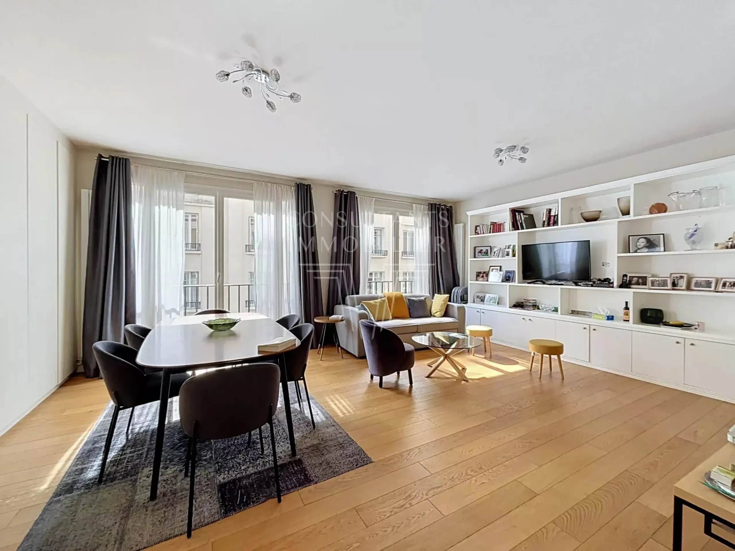 Appartement à Paris 16ème — photo 1