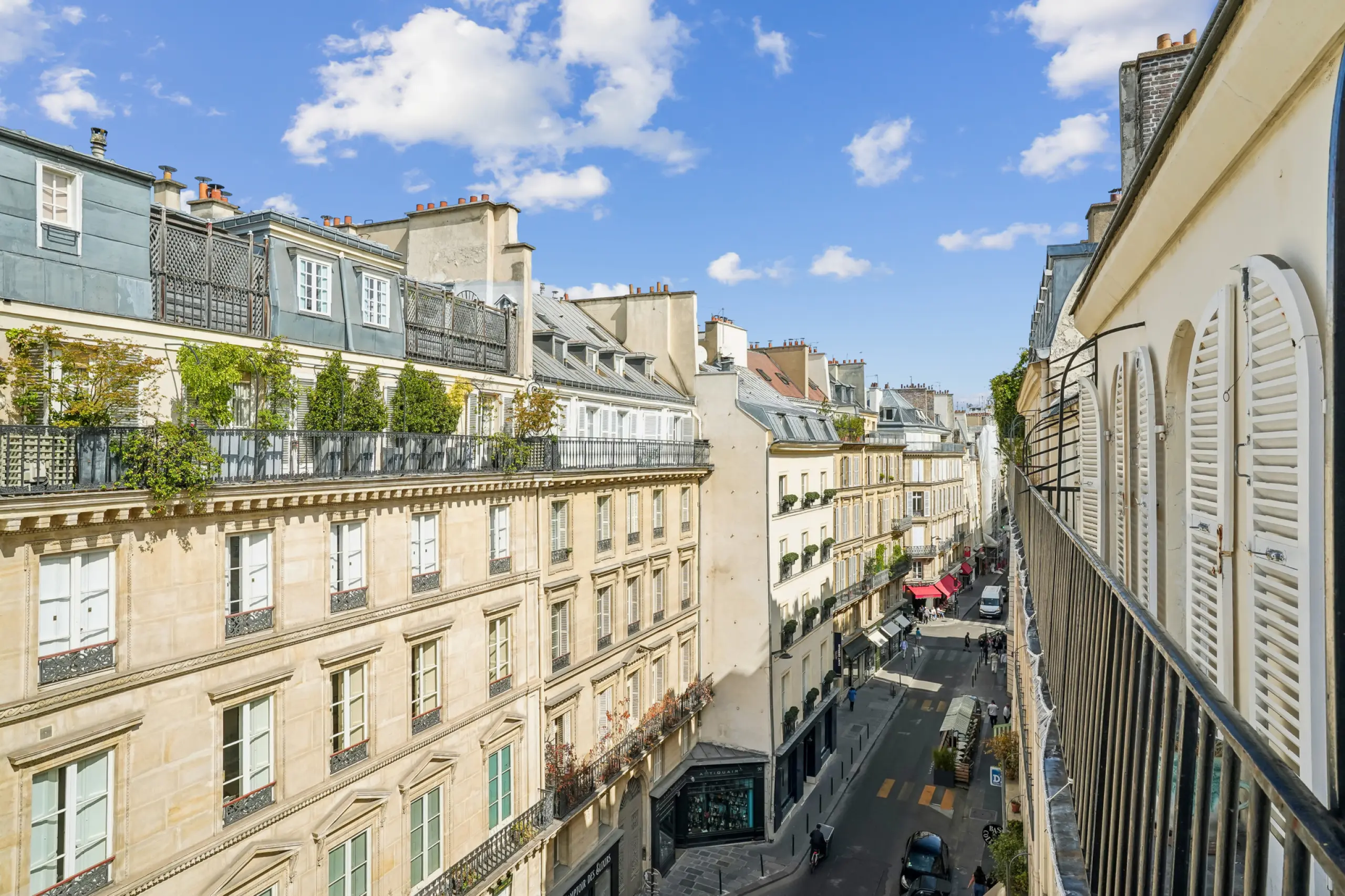 Appartement avec balcon à Paris 7ème — photo 1