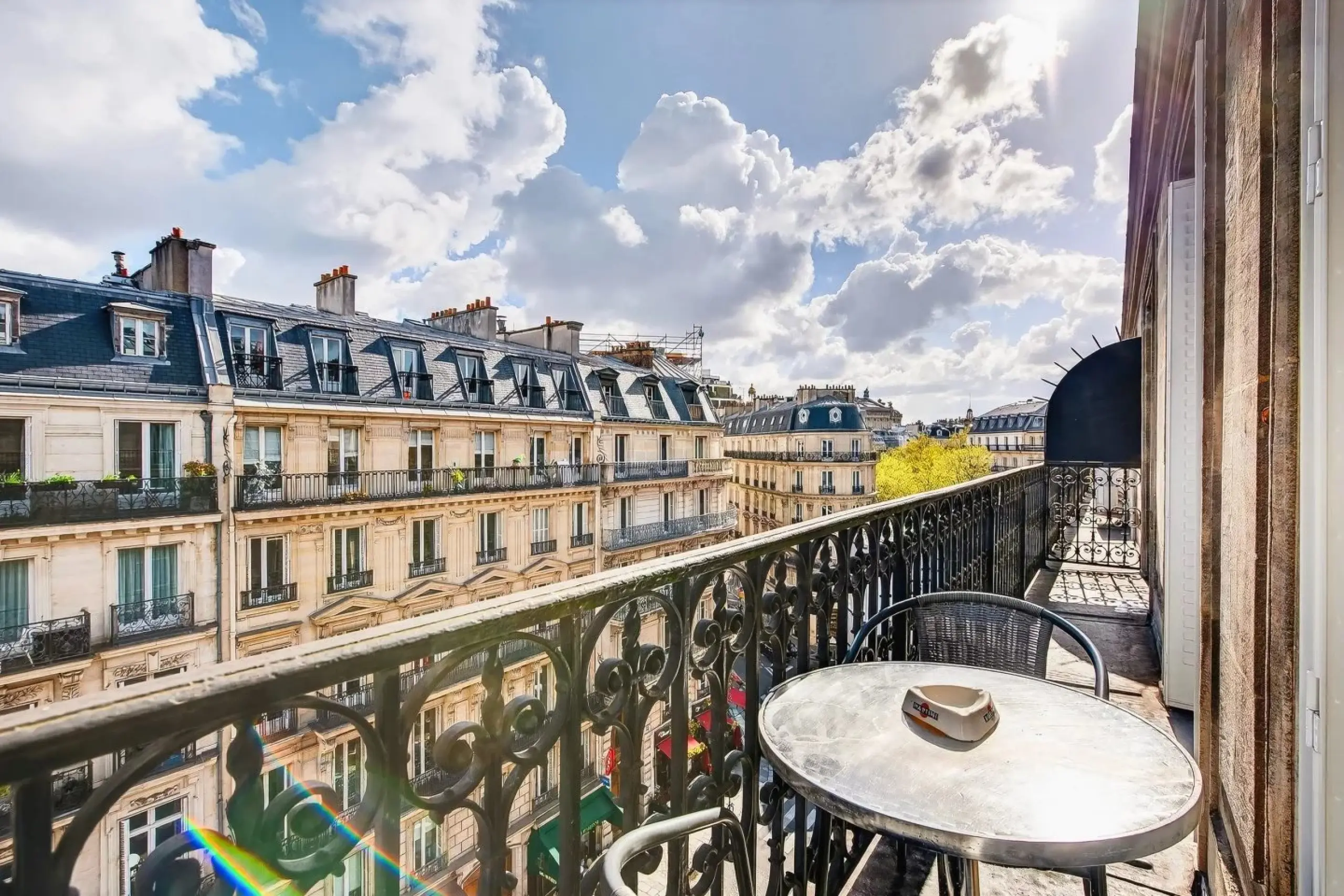 Appartement avec balcon à Elysées-Madeleine, Paris 8ème — photo 1