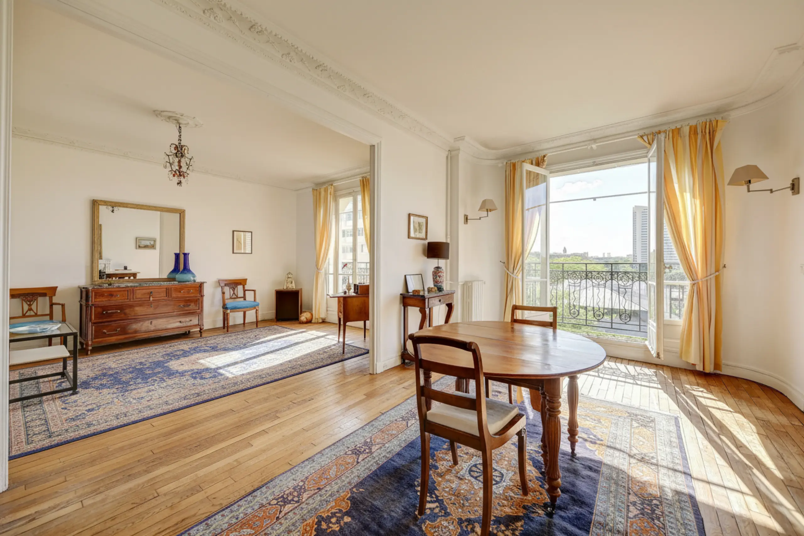 Appartement avec balcon à Auteuil Nord, Paris 16ème — photo 1