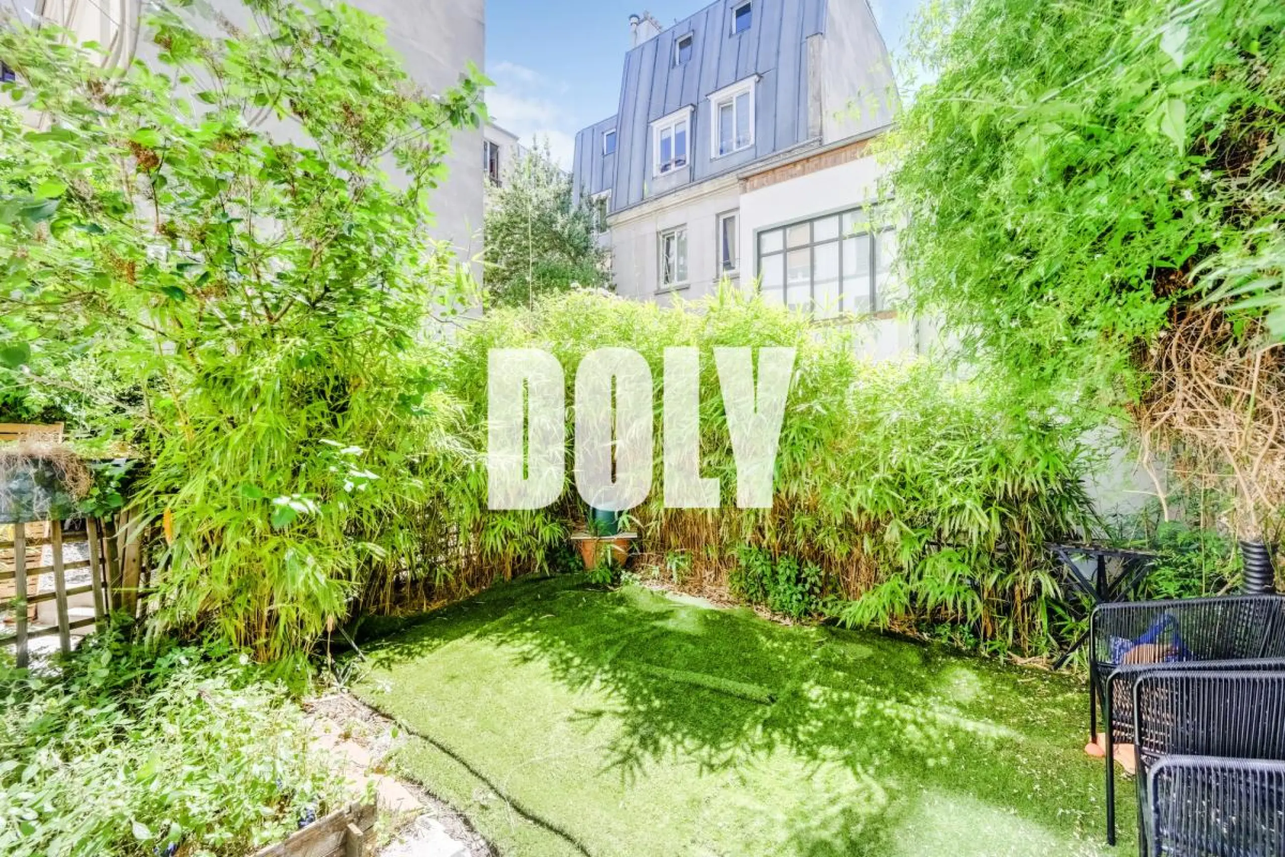 Duplex avec balcon à Paris 9ème — photo 1
