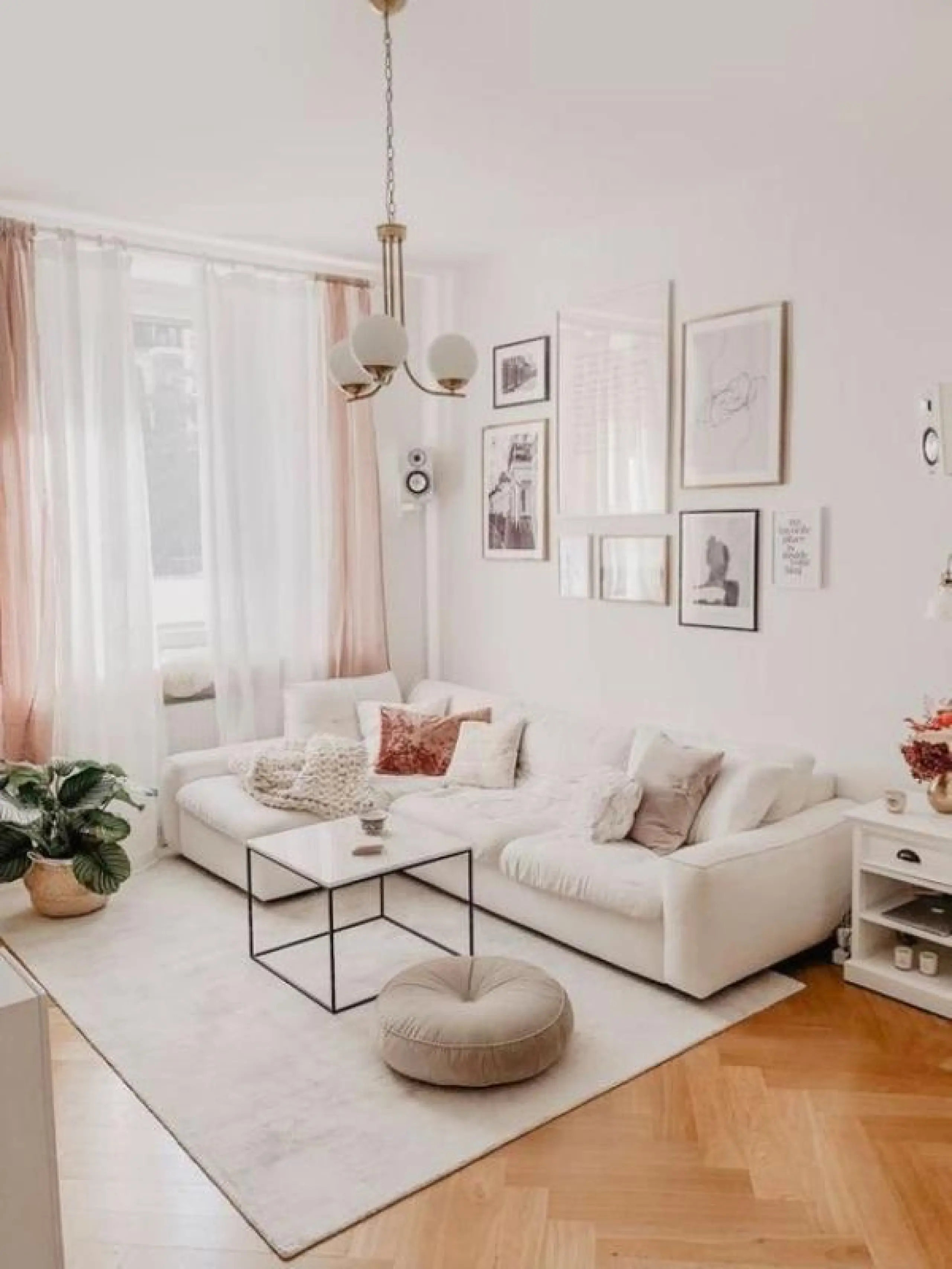 Appartement avec balcon à Paris 8ème — photo 1